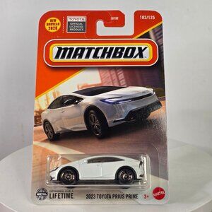 2023 Matchbox Toyota Prius Prime Diecast Car 102/125 White 1:64 Scale Mattel Off